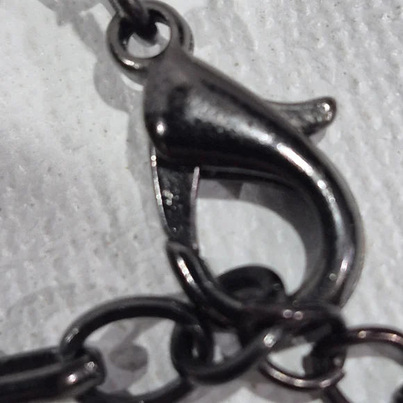 Sleek Black Nygard Teardrop Pendant Necklace - Picture 6 of 8